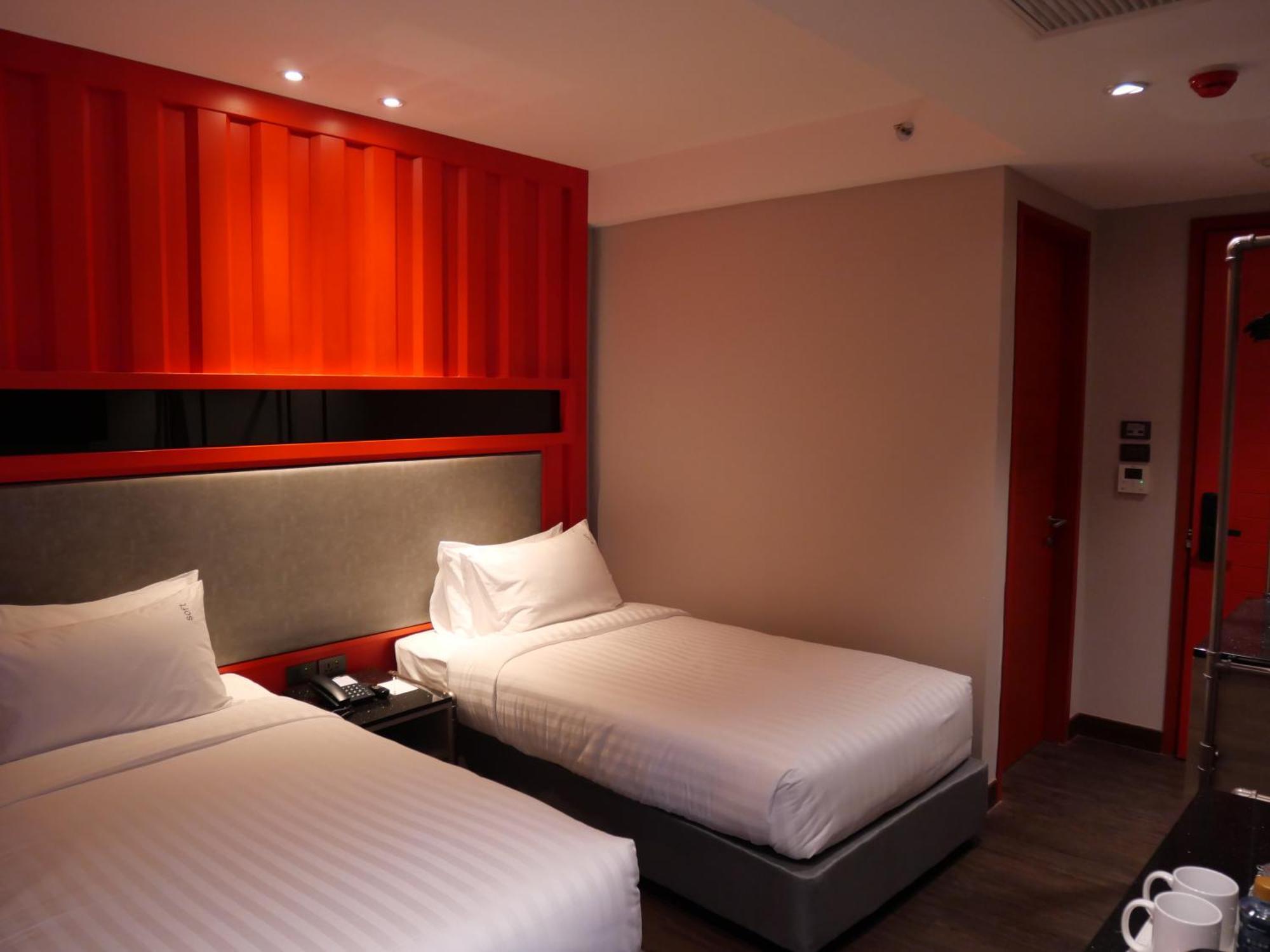 T2 The Portal Sukhumvit Hotel Bangkok Kültér fotó