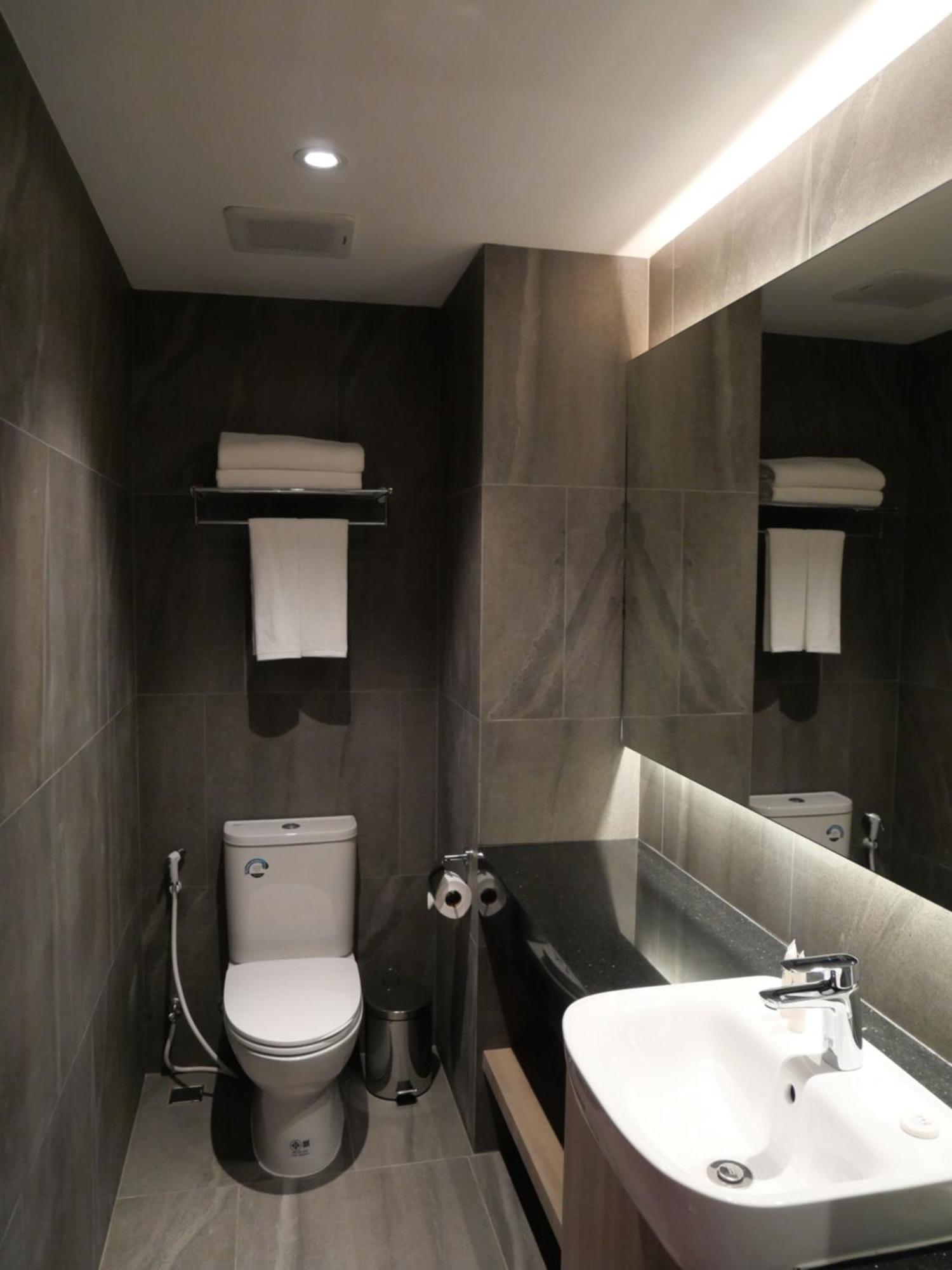 T2 The Portal Sukhumvit Hotel Bangkok Kültér fotó