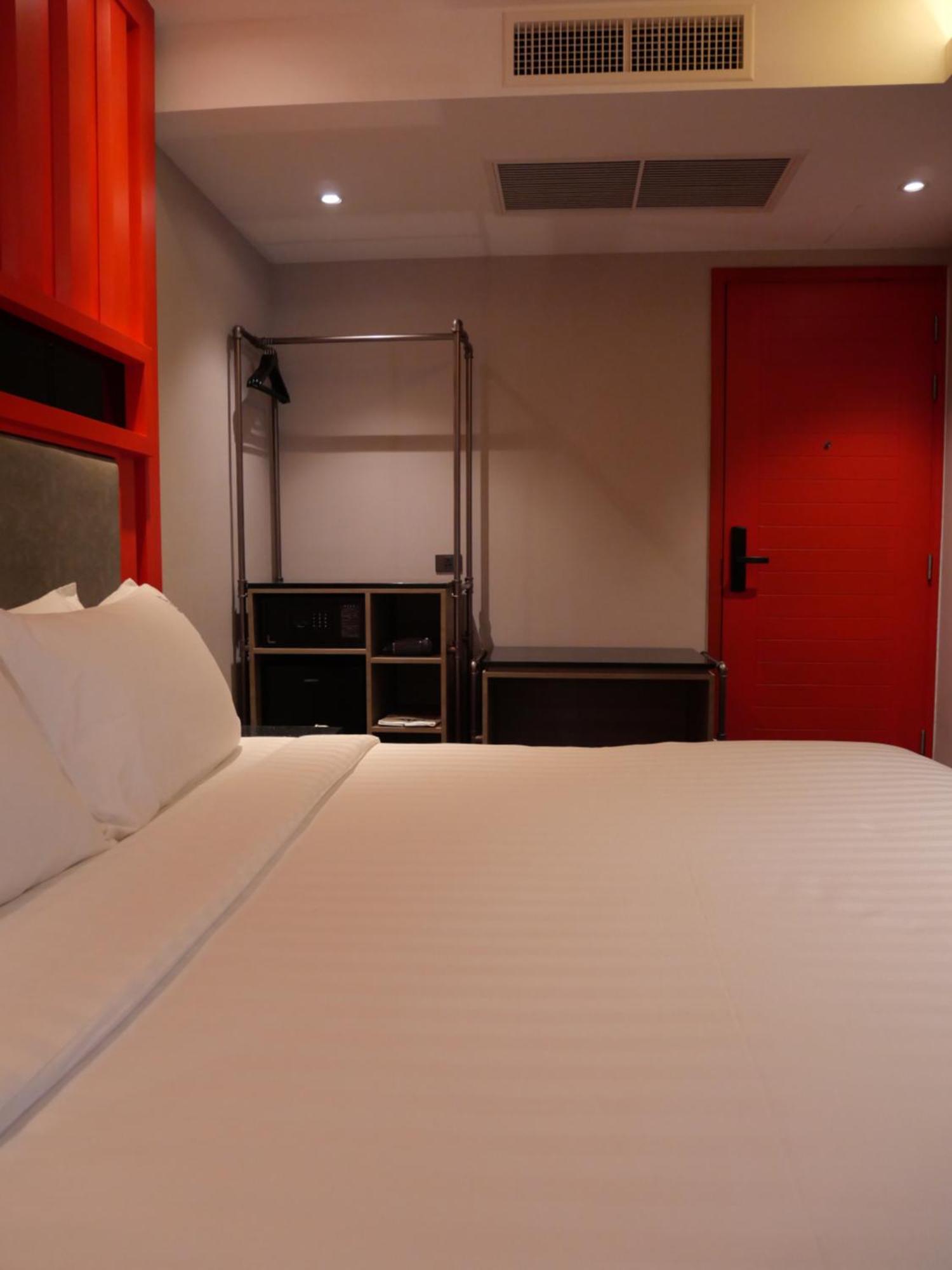 T2 The Portal Sukhumvit Hotel Bangkok Kültér fotó